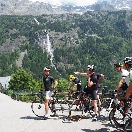 فوياني Chalet La Perle De L'Oisans - Appartements D'Exception المظهر الخارجي الصورة