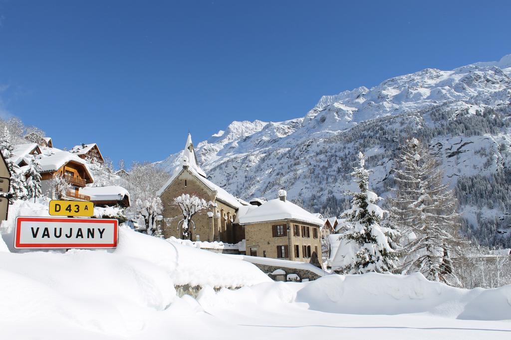 فوياني Chalet La Perle De L'Oisans - Appartements D'Exception المظهر الخارجي الصورة